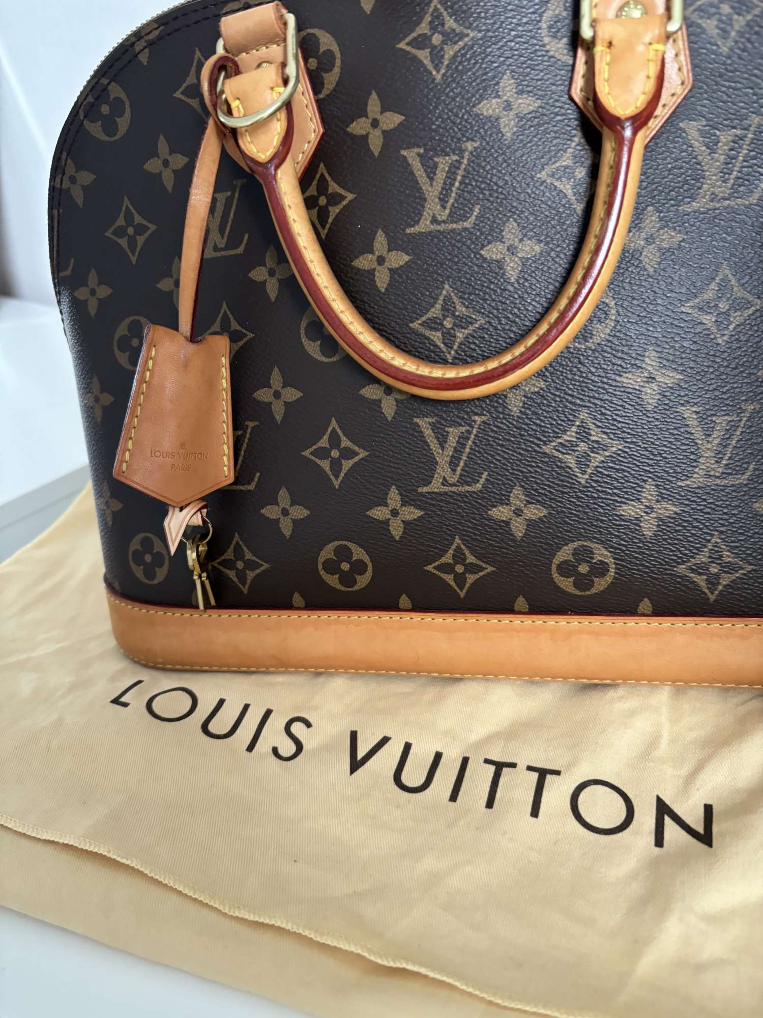 Alma Louis Vuitton