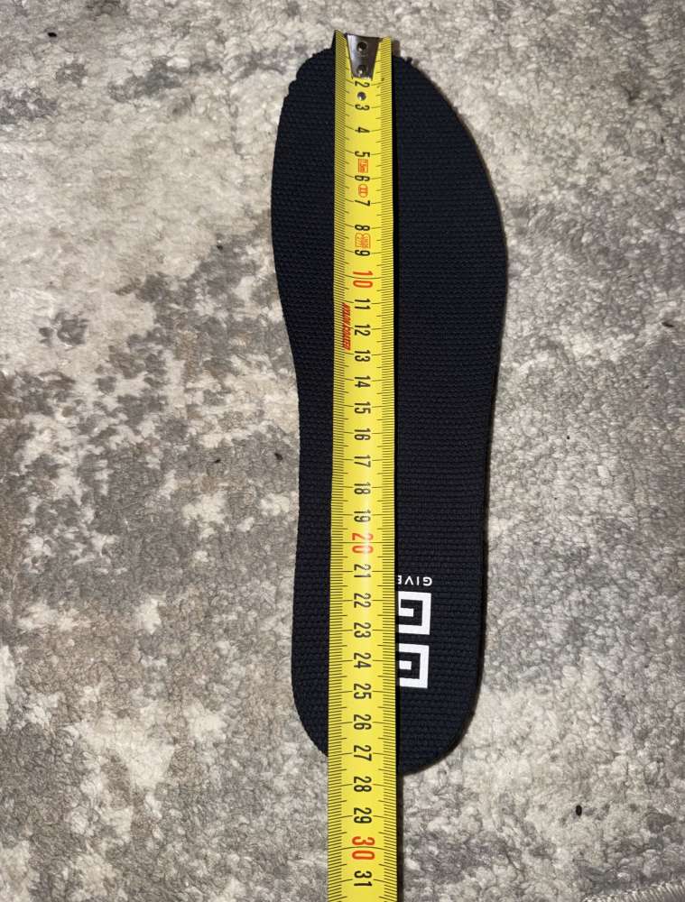 GIVENCHY TK-MX runner