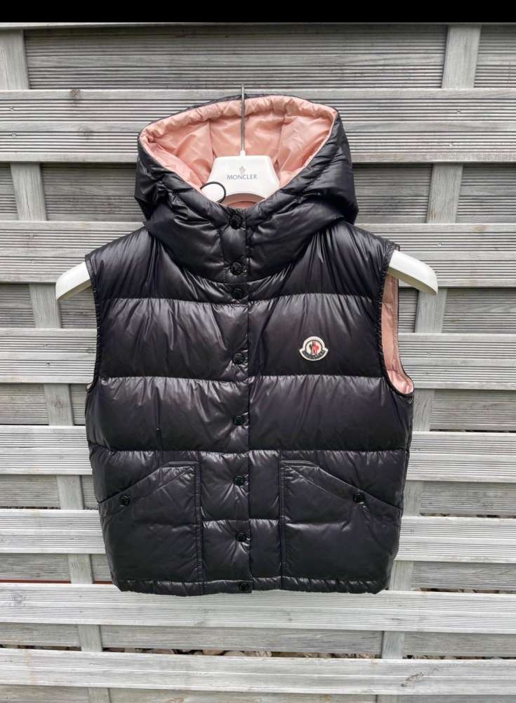 Moncler vesta
