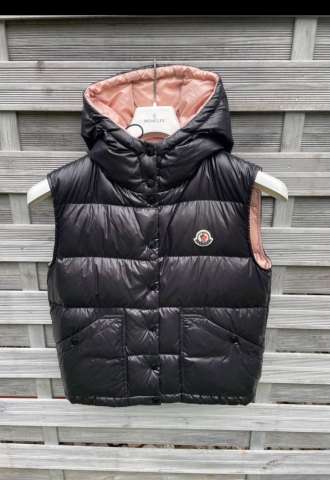 https://vipluxury.sk/Moncler vesta