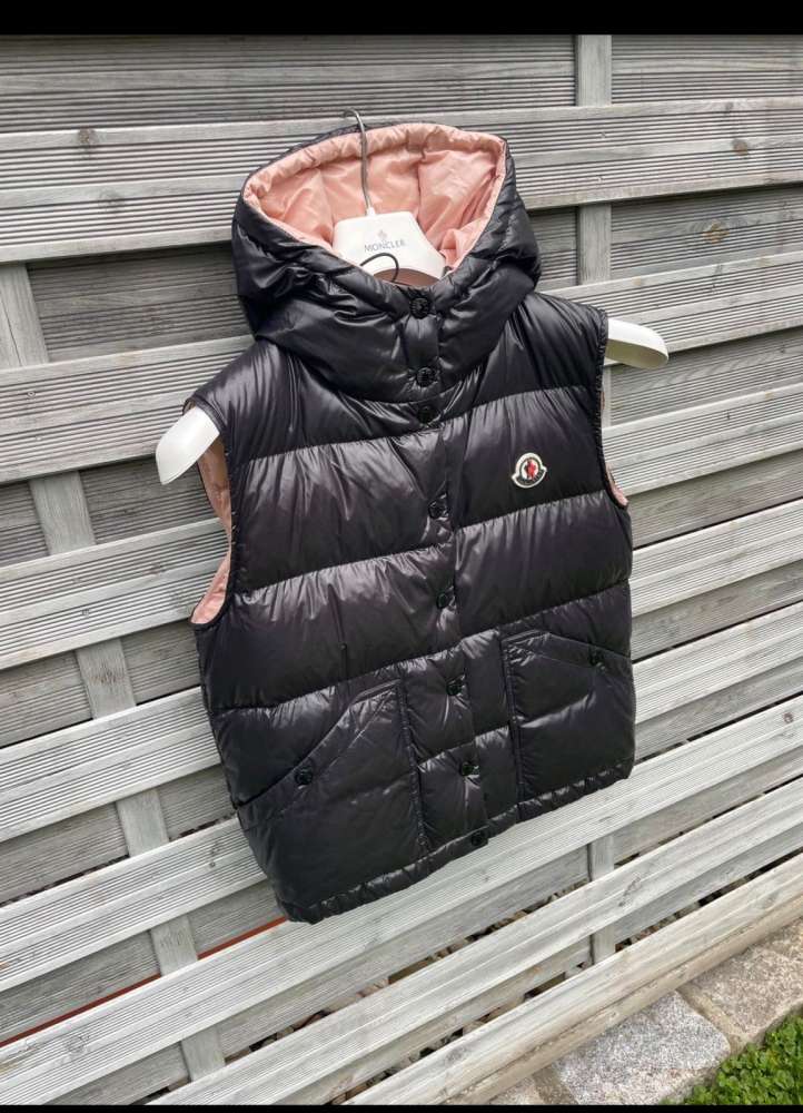 Moncler vesta