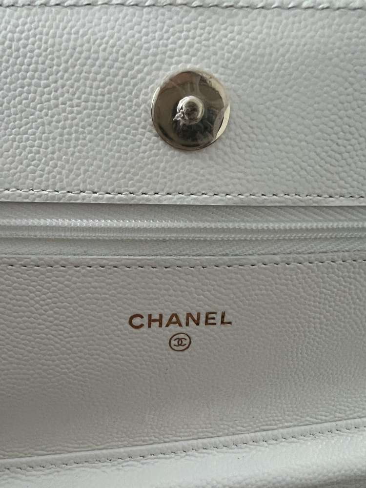 Chanel WOC