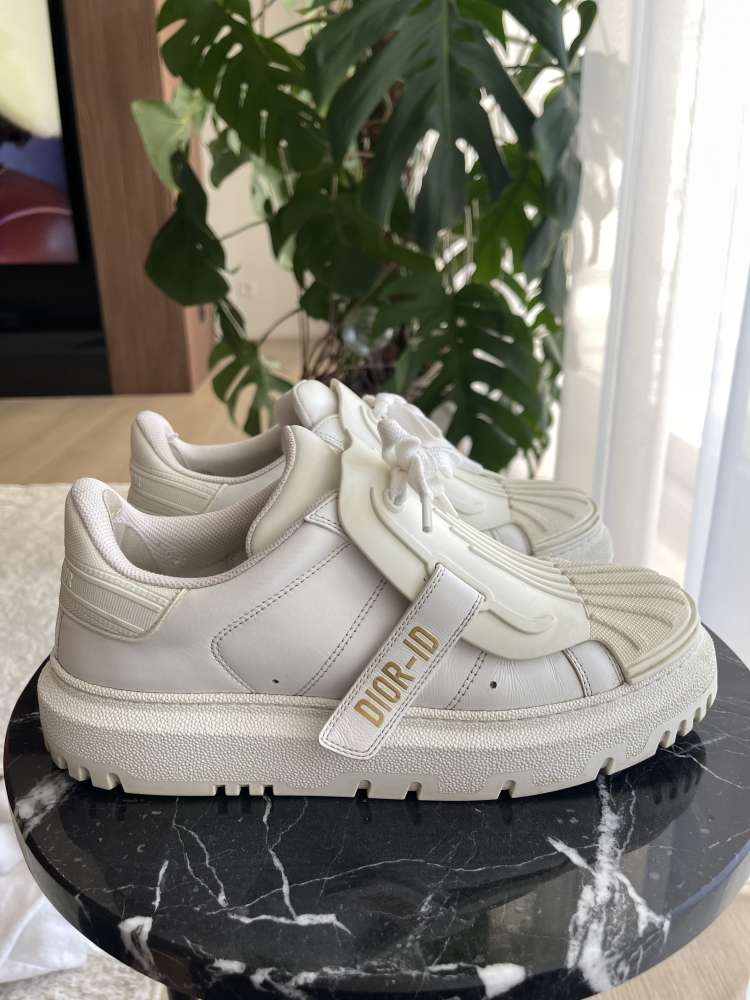 Dior ID