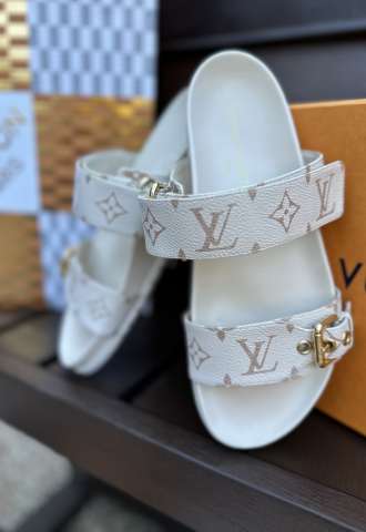 https://vipluxury.sk/Kožené sandale Louis Vuitton