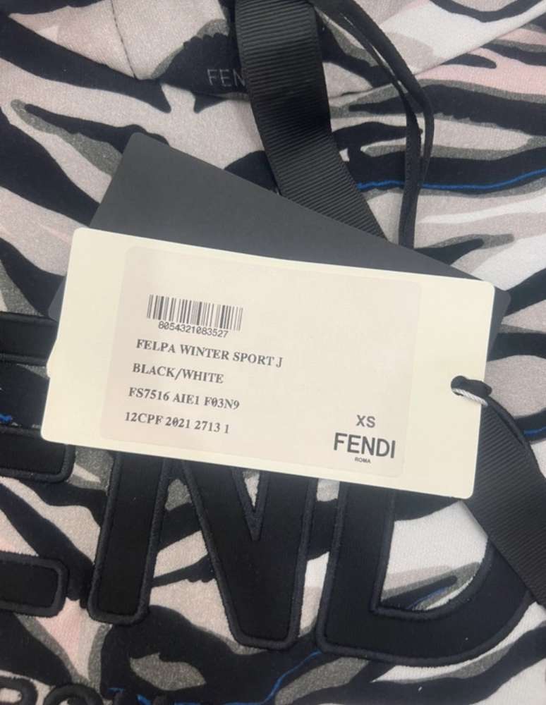 Fendi mikina