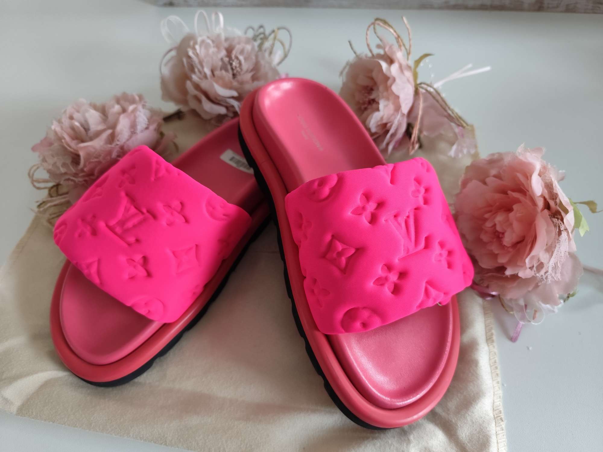 Louis Vuitton slapky