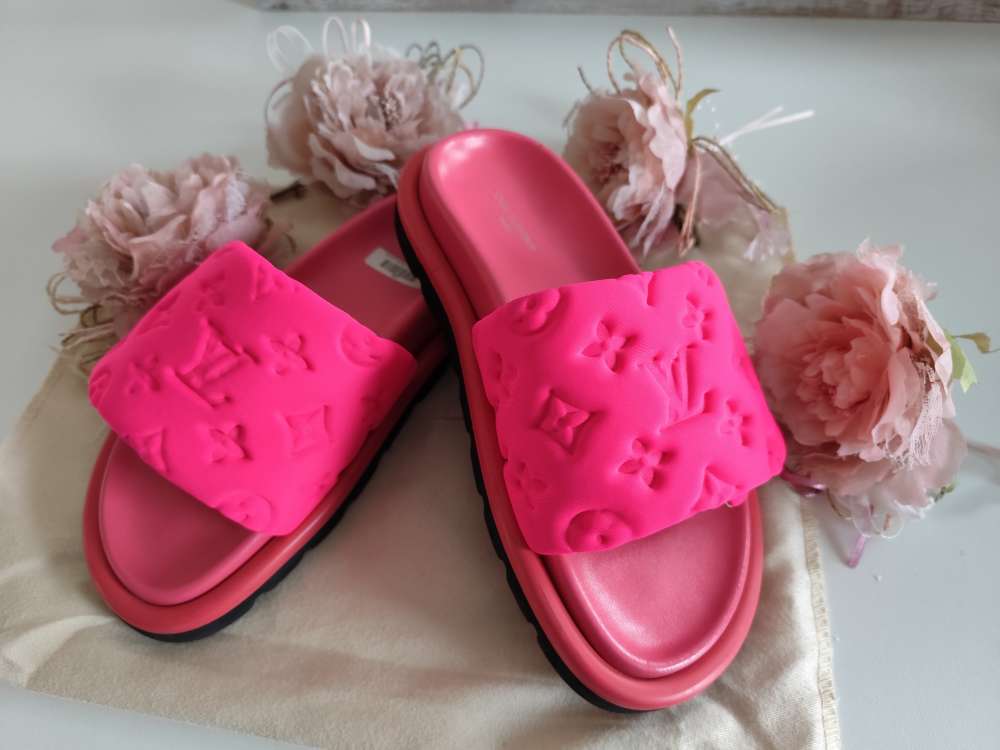 Louis Vuitton slapky