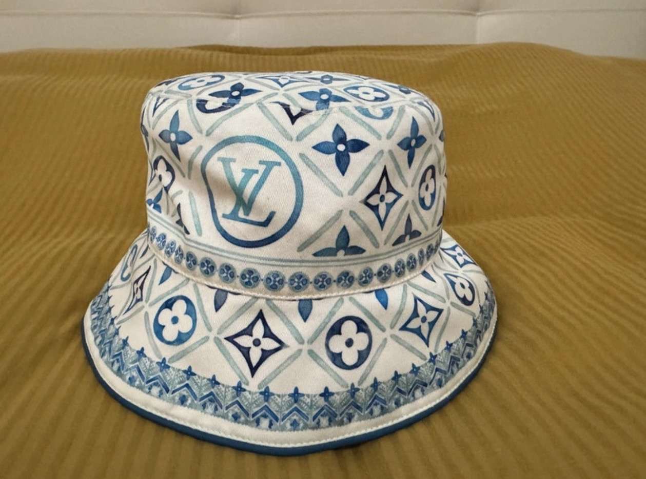 Louis Vuitton klobúk