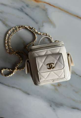 https://vipluxury.sk/Chanel vanity