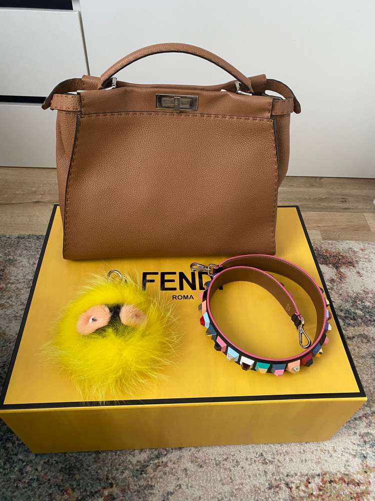 Kabelka Fendi