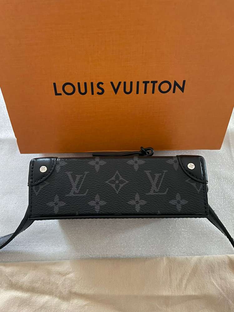 Louis Vuitton crossbody