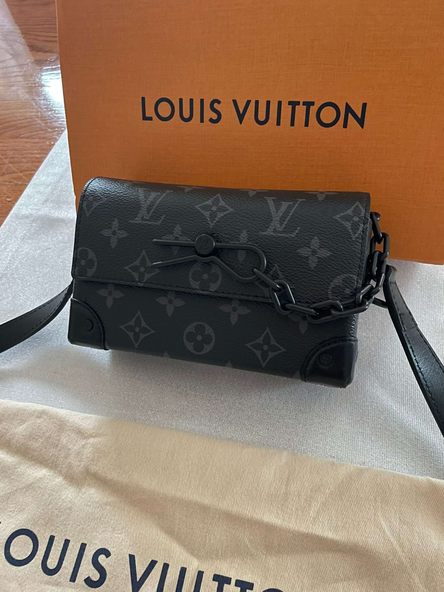 Louis Vuitton crossbody