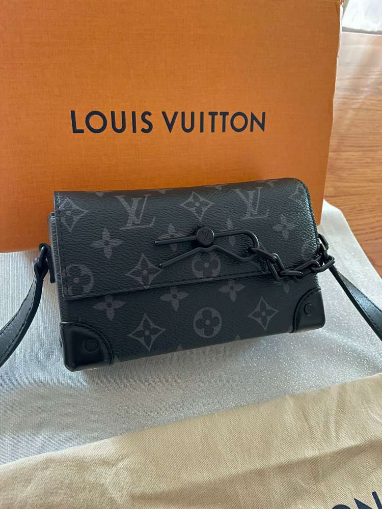 Louis Vuitton crossbody