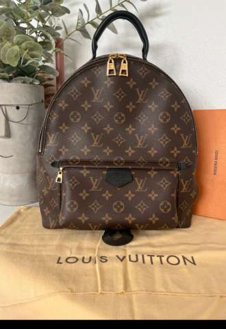 https://vipluxury.sk/Louis Vuitton Palm Spring MM