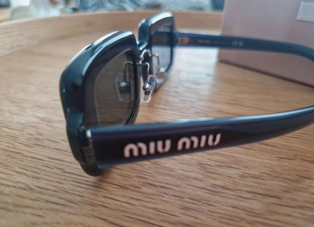 Okuliere miu miu