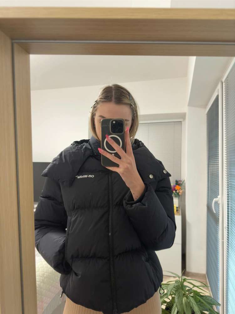 Off-White puffer jacket Unisex