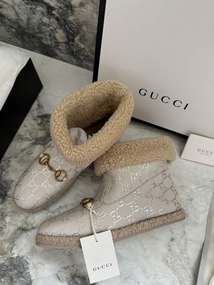 Gucci cizmy