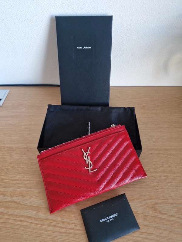 Pochette YSL - pouch in grain de poudre leather