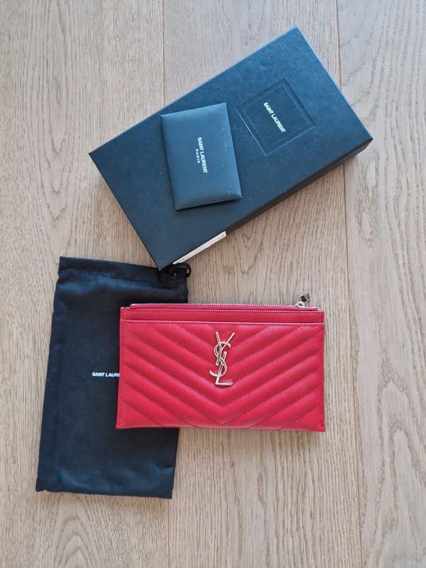 Pochette YSL - pouch in grain de poudre leather