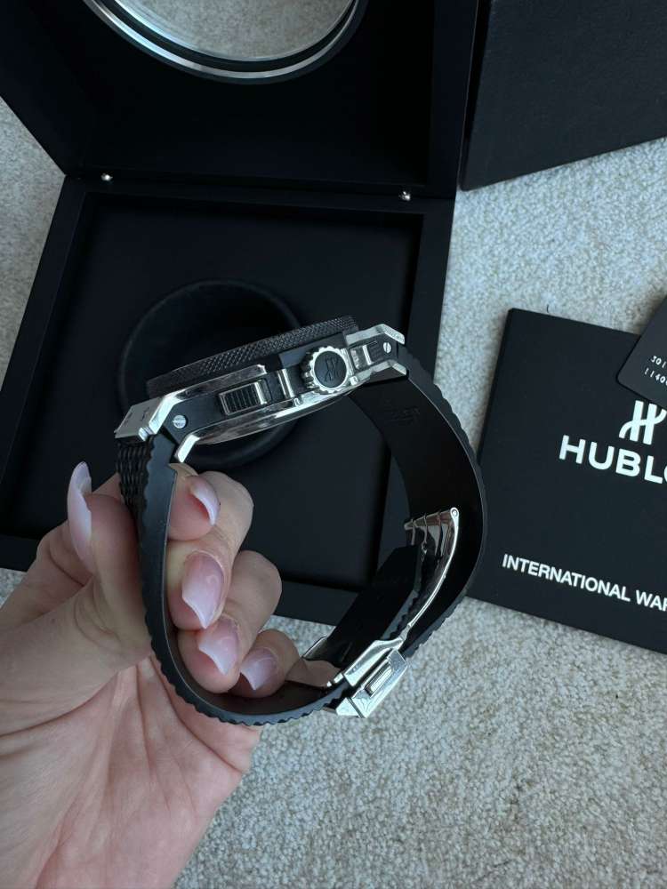 Hublot hodiny