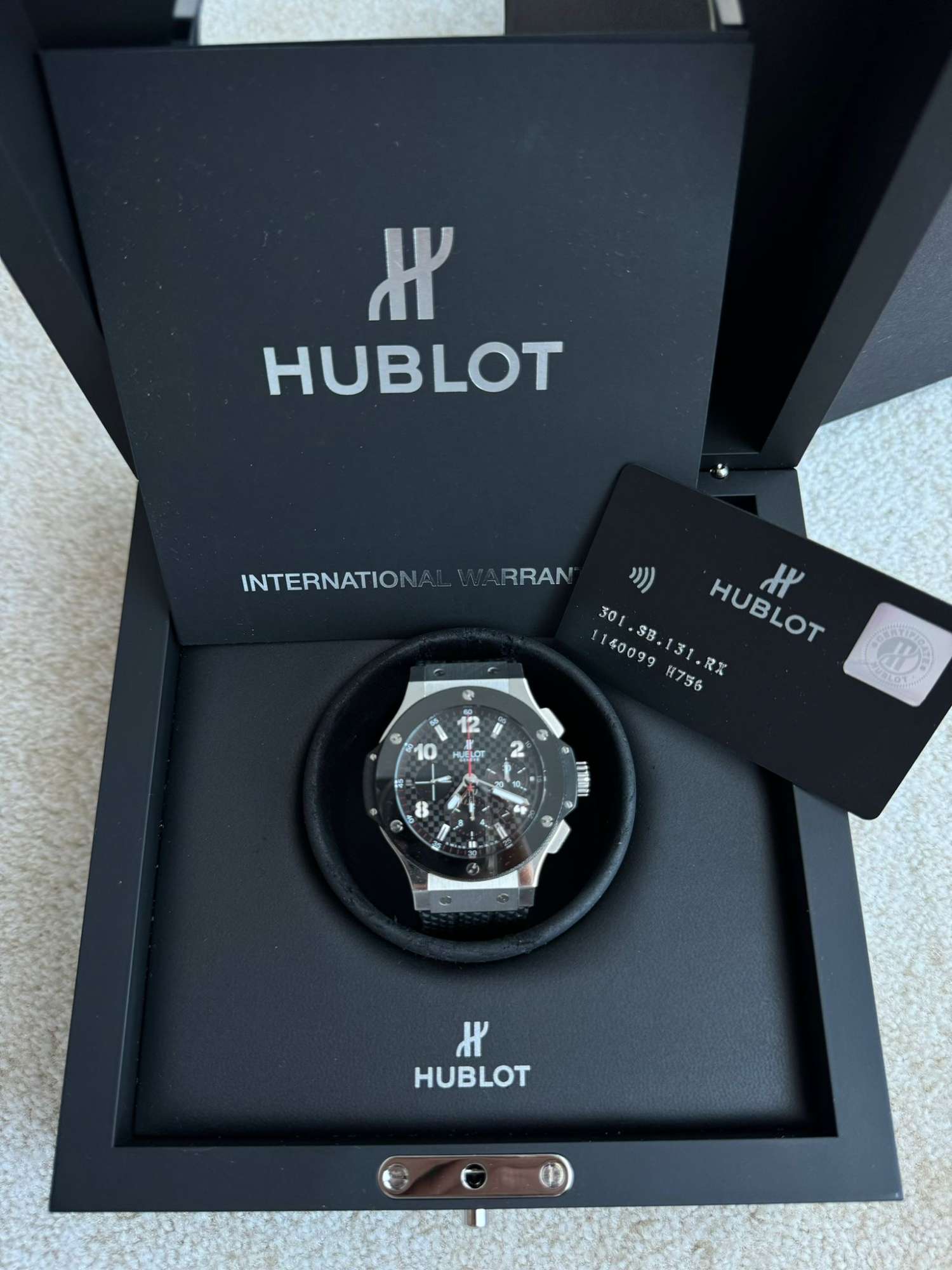 Hublot hodiny