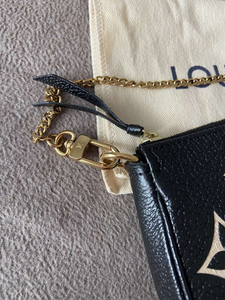 Louis vuitton mini pochette