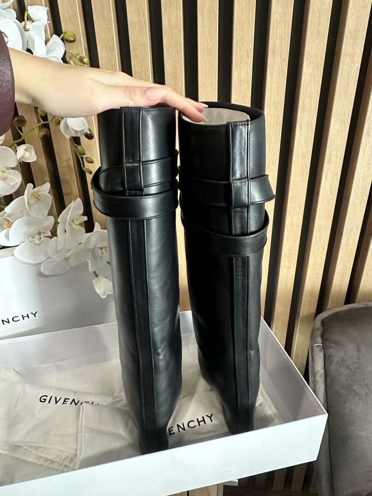 Givenchy Sharkboots