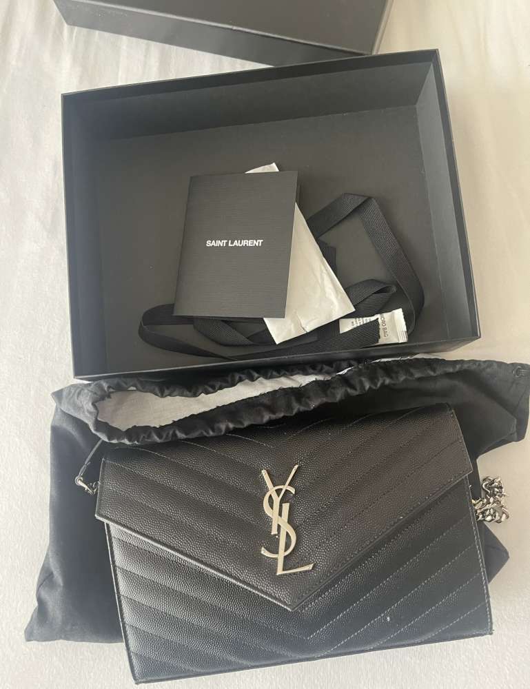 Ysl kabelka