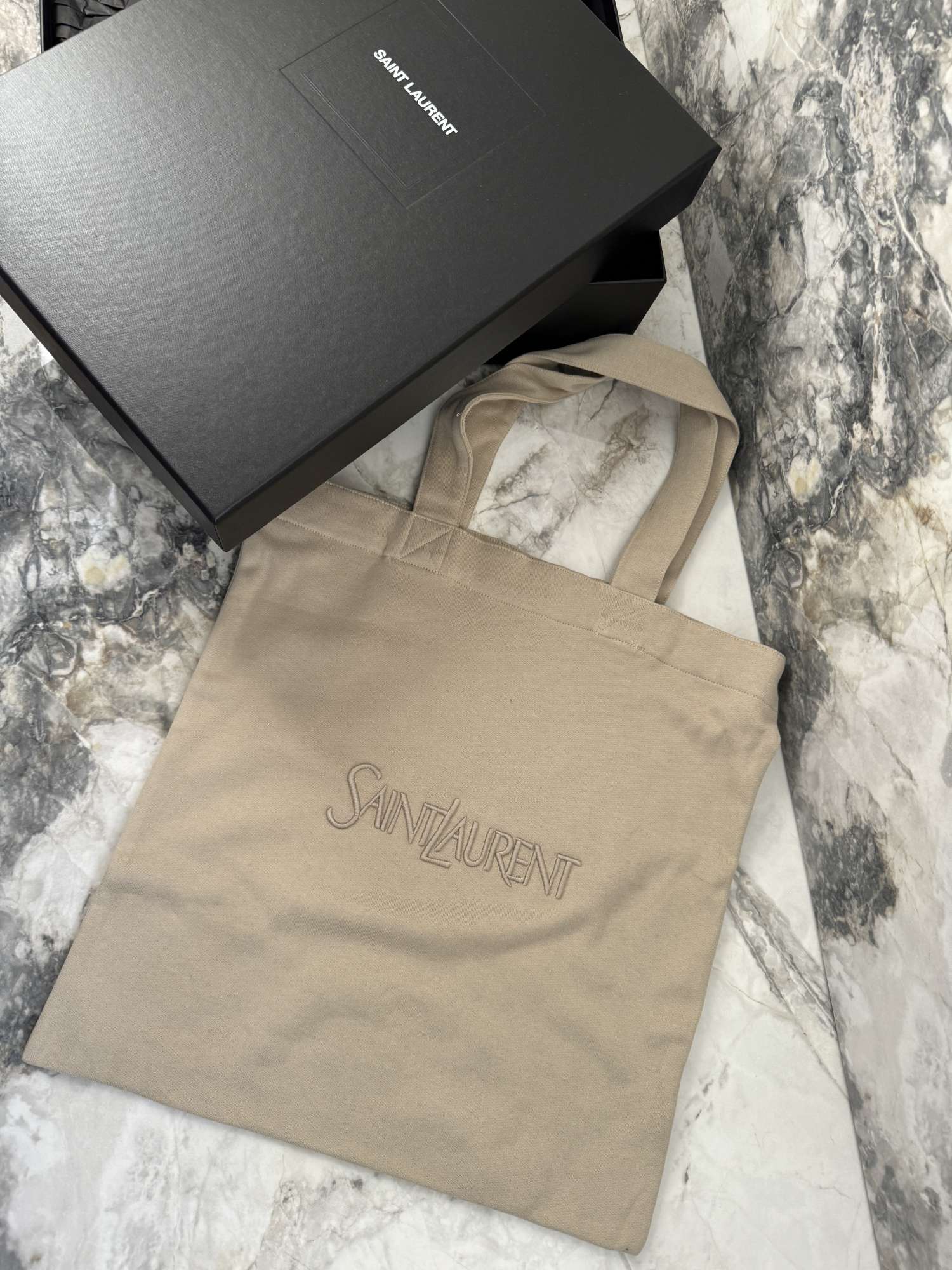 YSL taska