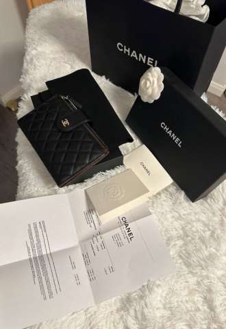 https://vipluxury.sk/Chanel cardholder/kartovnik