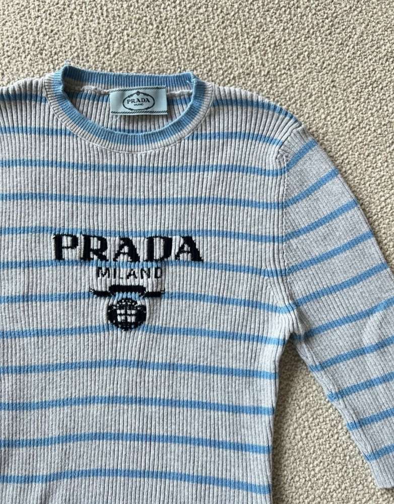 Prada sveter