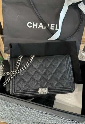 https://vipluxury.sk/Chanel Boy woc kabelka