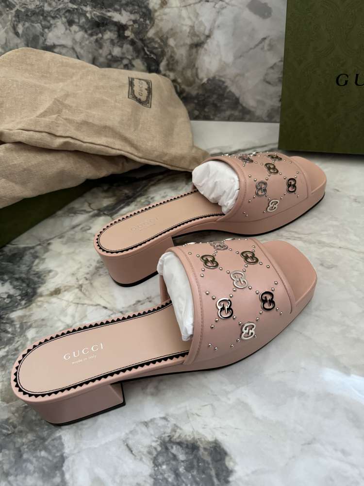 Gucci celokozene slapky velkost 39