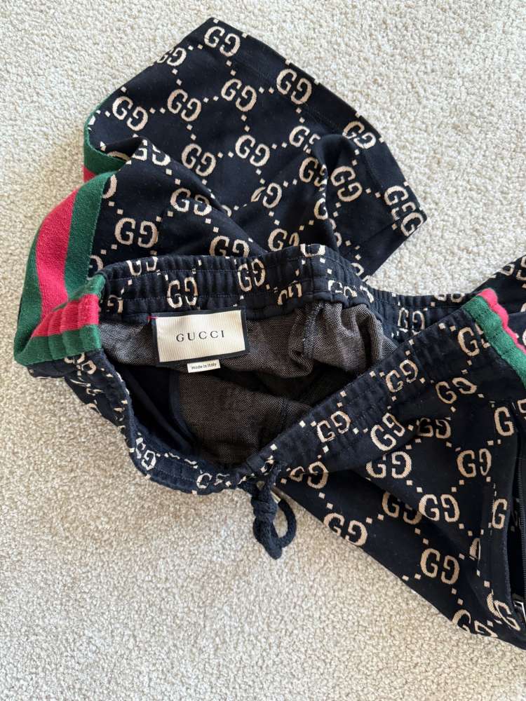 Gucci suprava