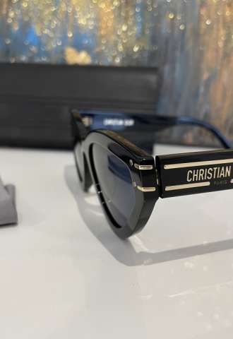 https://vipluxury.sk/Slnečné okuliare Christian Dior