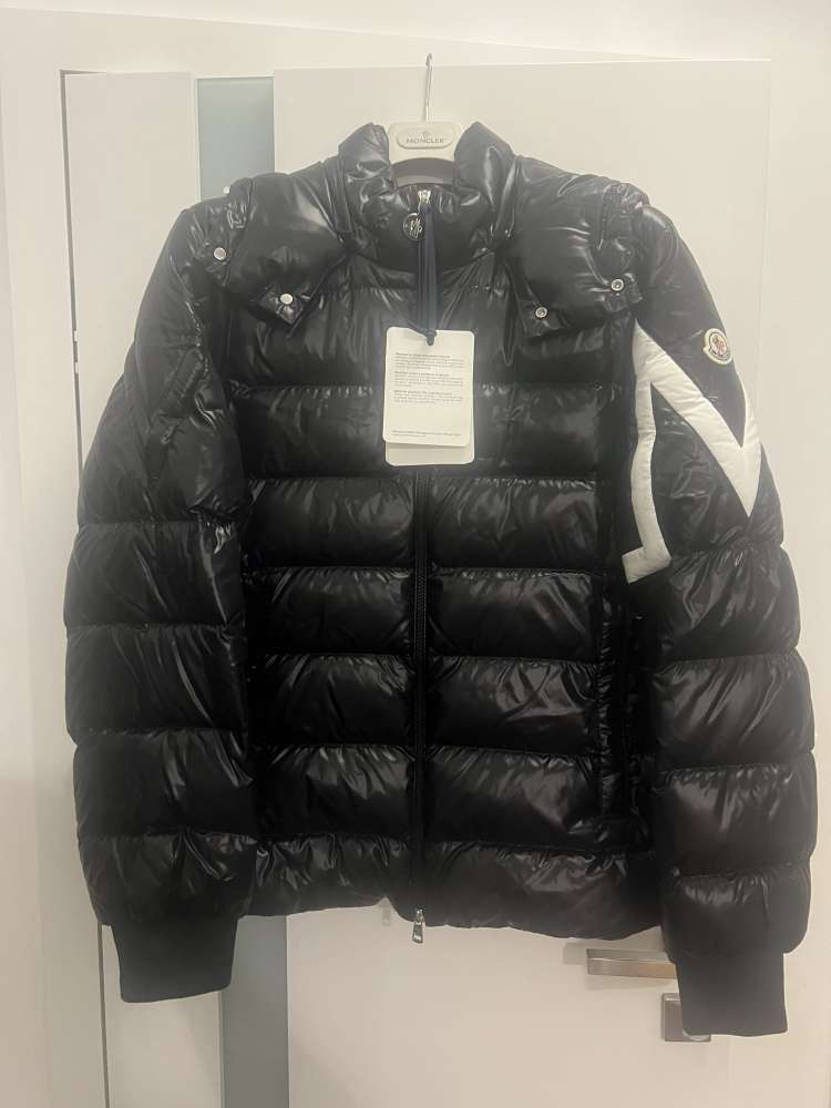 Moncler Corydale bunda veľkosť 4