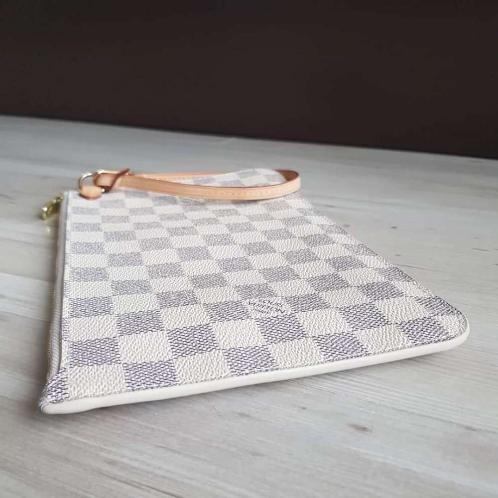 Louis Vuitton Pochette Damier Azur