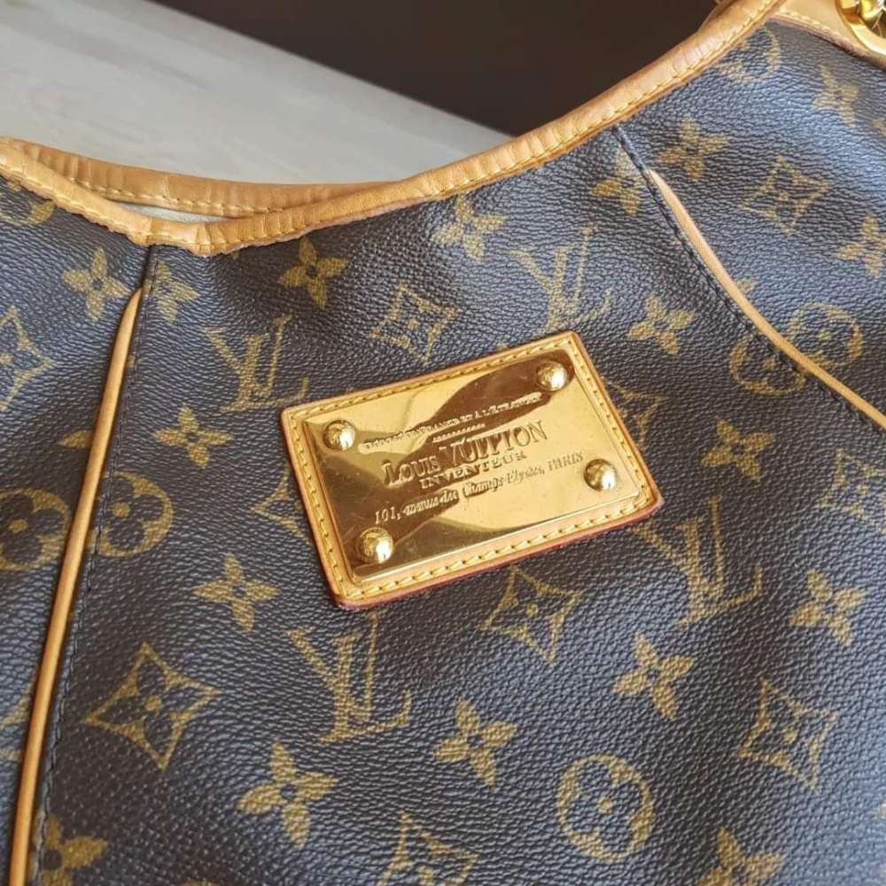 Louis Vuitton Galliera