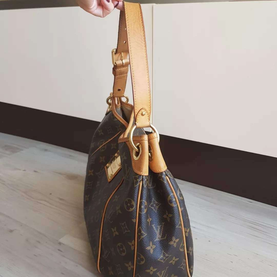 Louis Vuitton Galliera