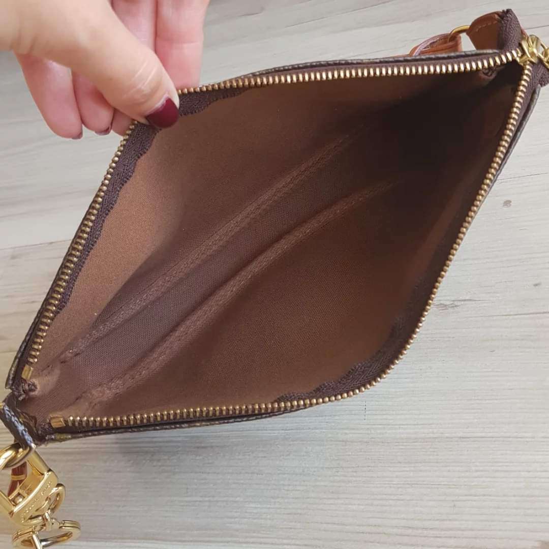 Louis Vuitton Pochette Accessoires