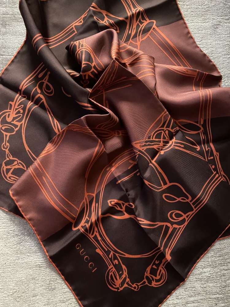 Gucci šatka