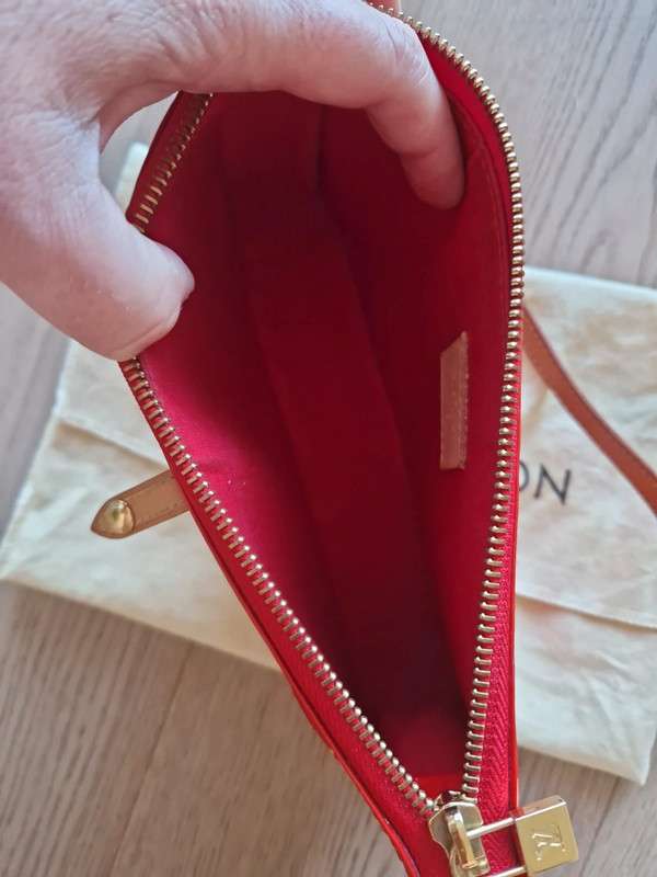 Louis Vuitton LV Hand Bag Mallory Square Red Vernis