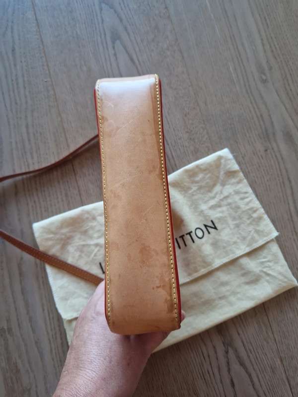 Louis Vuitton LV Hand Bag Mallory Square Red Vernis