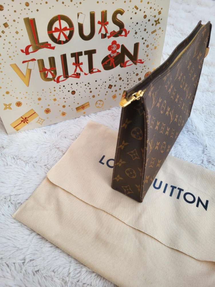 Louis Vuitton Toiletka