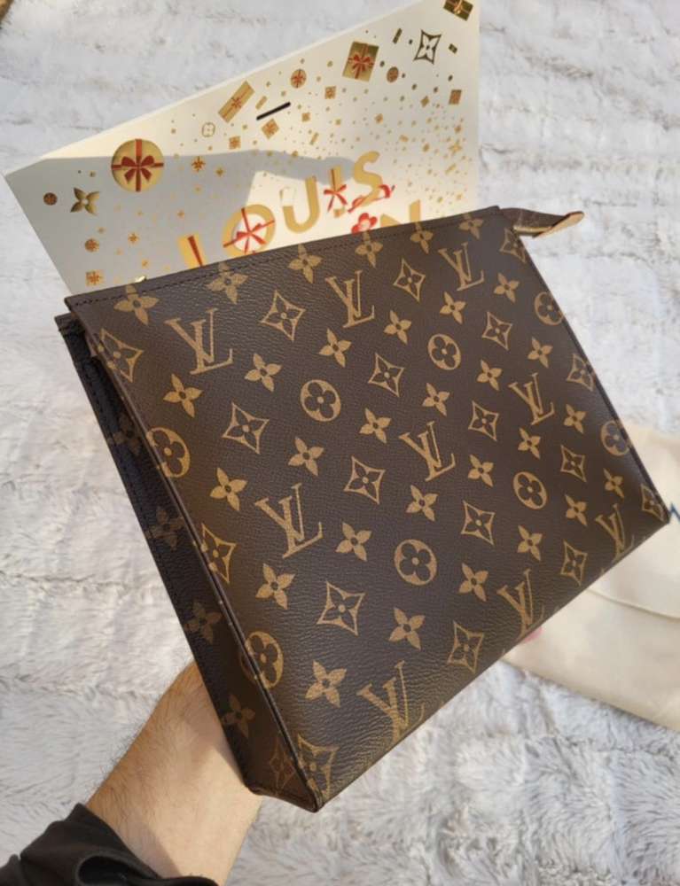 Louis Vuitton Toiletka