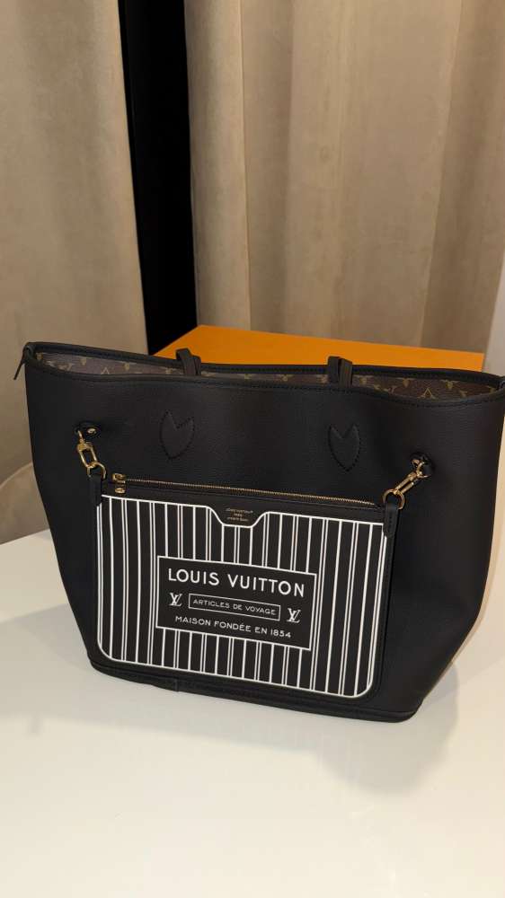 Louis Vuitton Neverfull MM