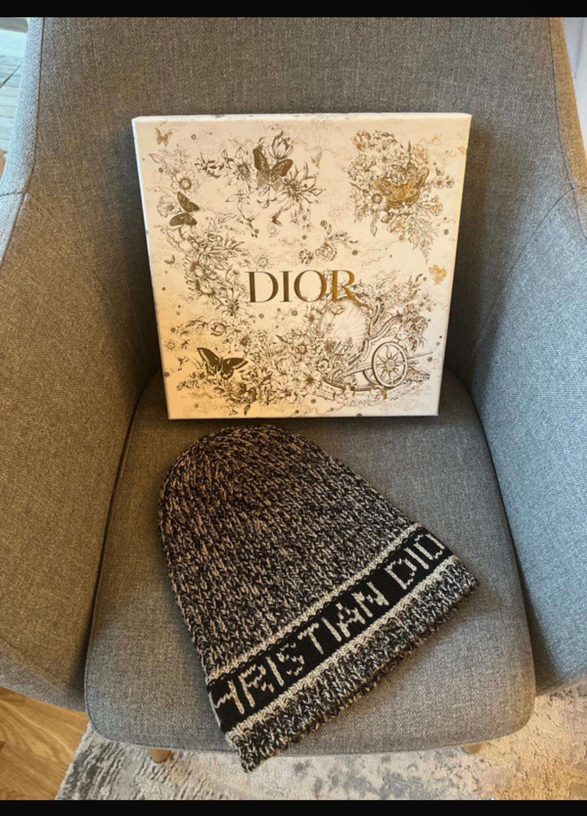 Christian Dior ciapka