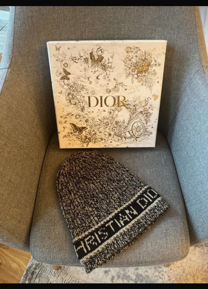 Christian Dior ciapka