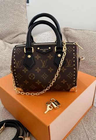 https://vipluxury.sk/Louis Vuitton Speedy trunk 20