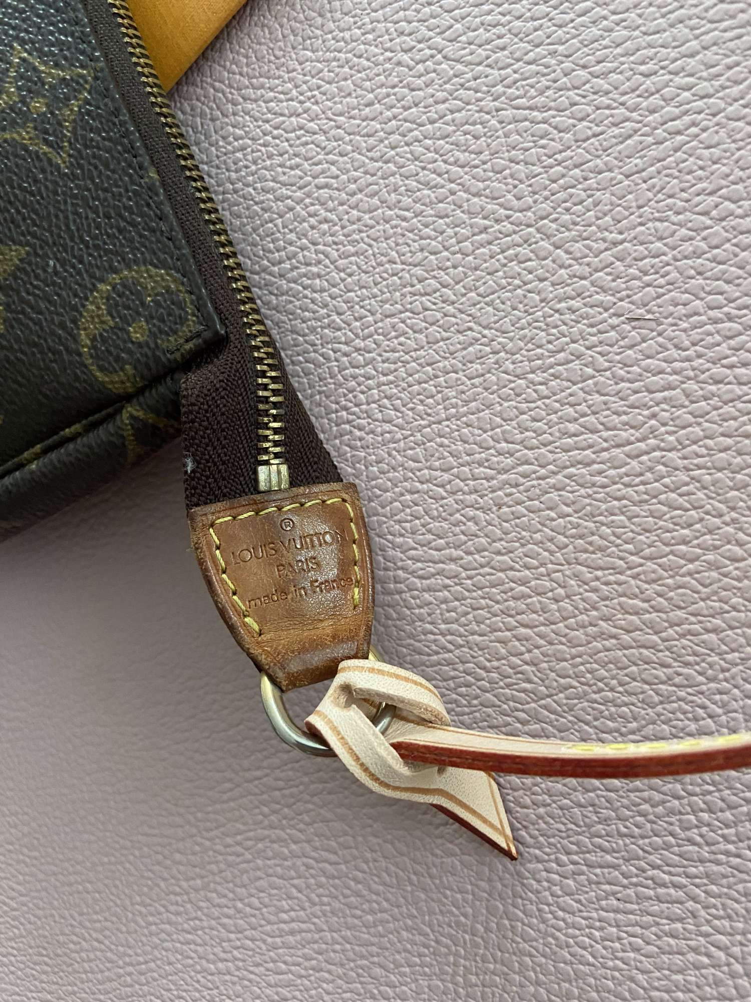 Louis Vuitton pochette